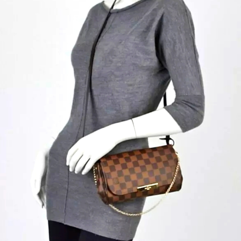 Louis Vuitton Favorite PM Damier Ebene Crossbody - Picture 16 of 16